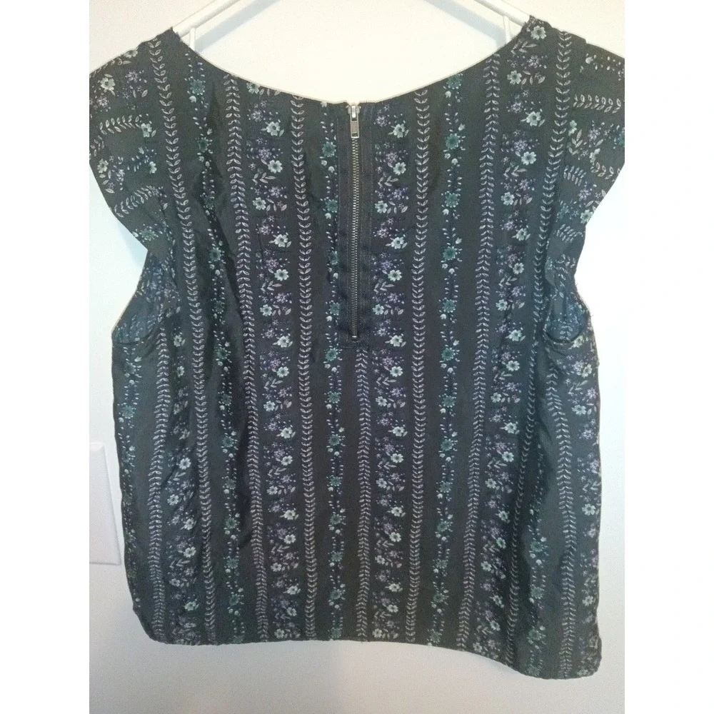 Forever 21 Floral Tiered Ruffle Blouse Sleeveless Back Zip Green Black Medium - Picture 4 of 4
